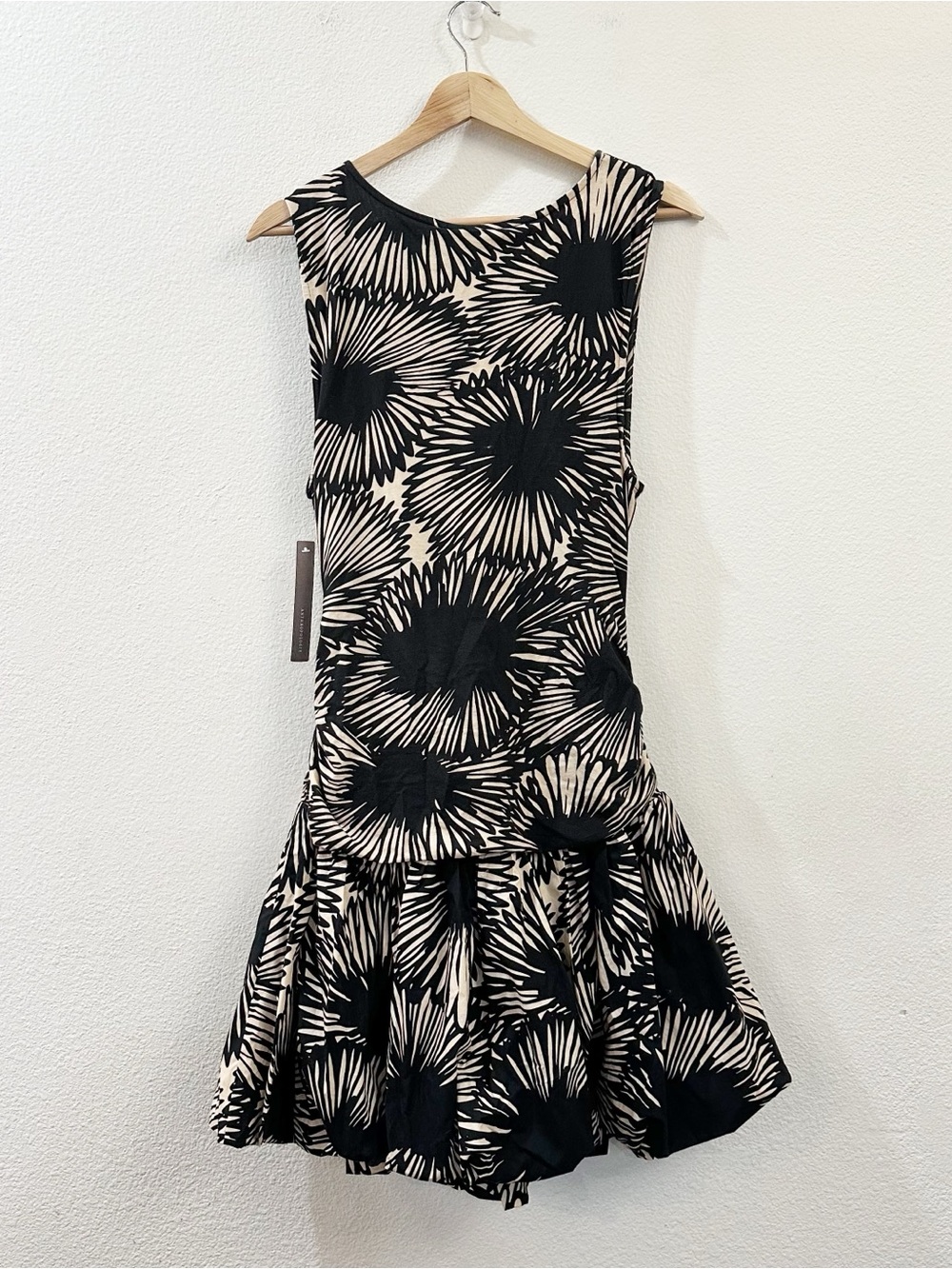 Anthropologie Plenty by Tracy Reese Drop-Waist Bubble-Hem Dress Black White Sz L - Picture 8 of 12